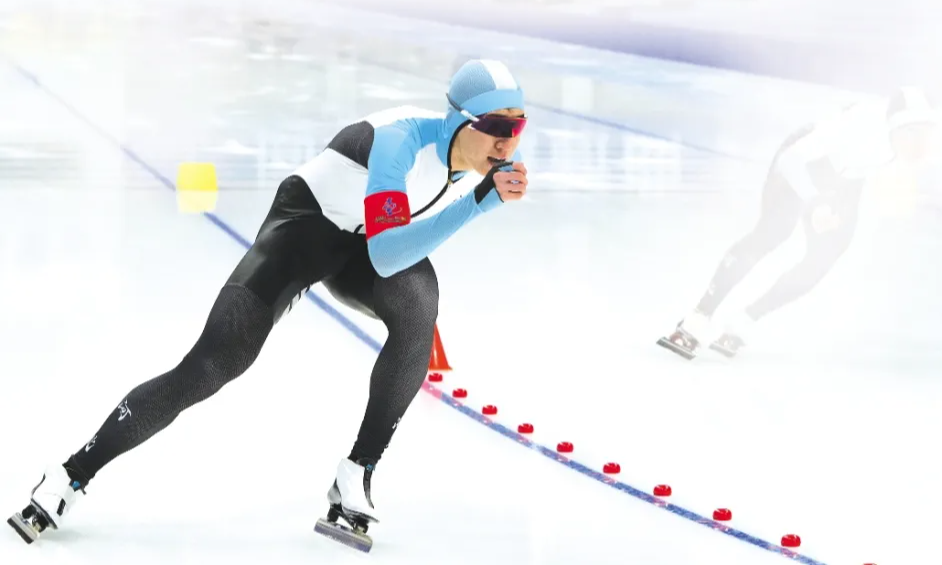 “十四冬”速滑冠军李文淏，梦想在冬奥赛场上驰骋“飞翔”